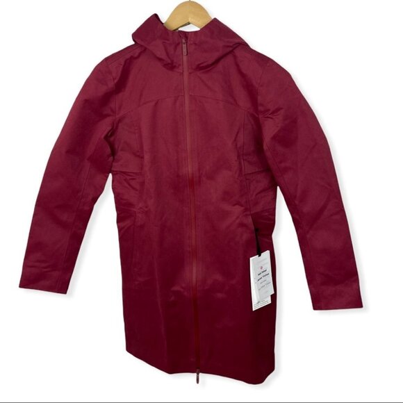 NWT Lululemon Rain Rebel Deep Ruby Jacket Size 2‎ Waterproof New with Tags Coat - Picture 3 of 16
